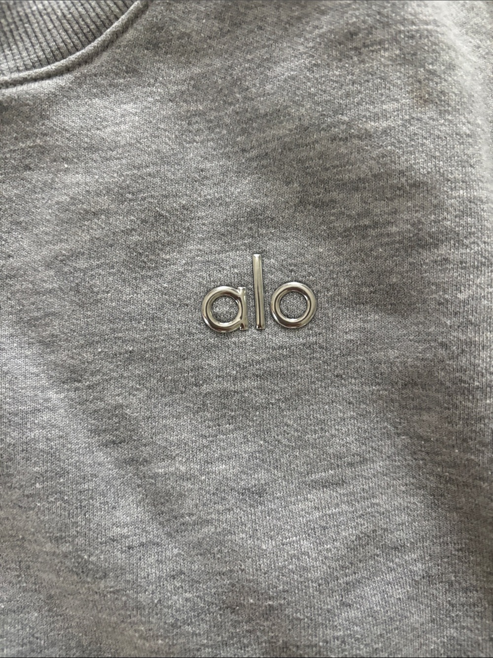 ALO Yoga Light Gray Women's Crewneck Sweatshirt - Picture 2 of 2